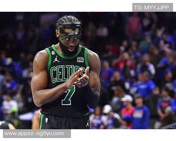 杰伦布朗强调篮板保护重要性并展望球队潜力提升空间